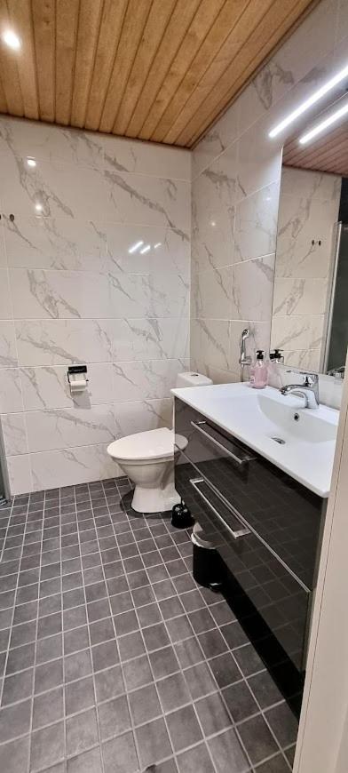 Elegantti Studio Laehellae Kuusamon Keskustaa Appartement Buitenkant foto